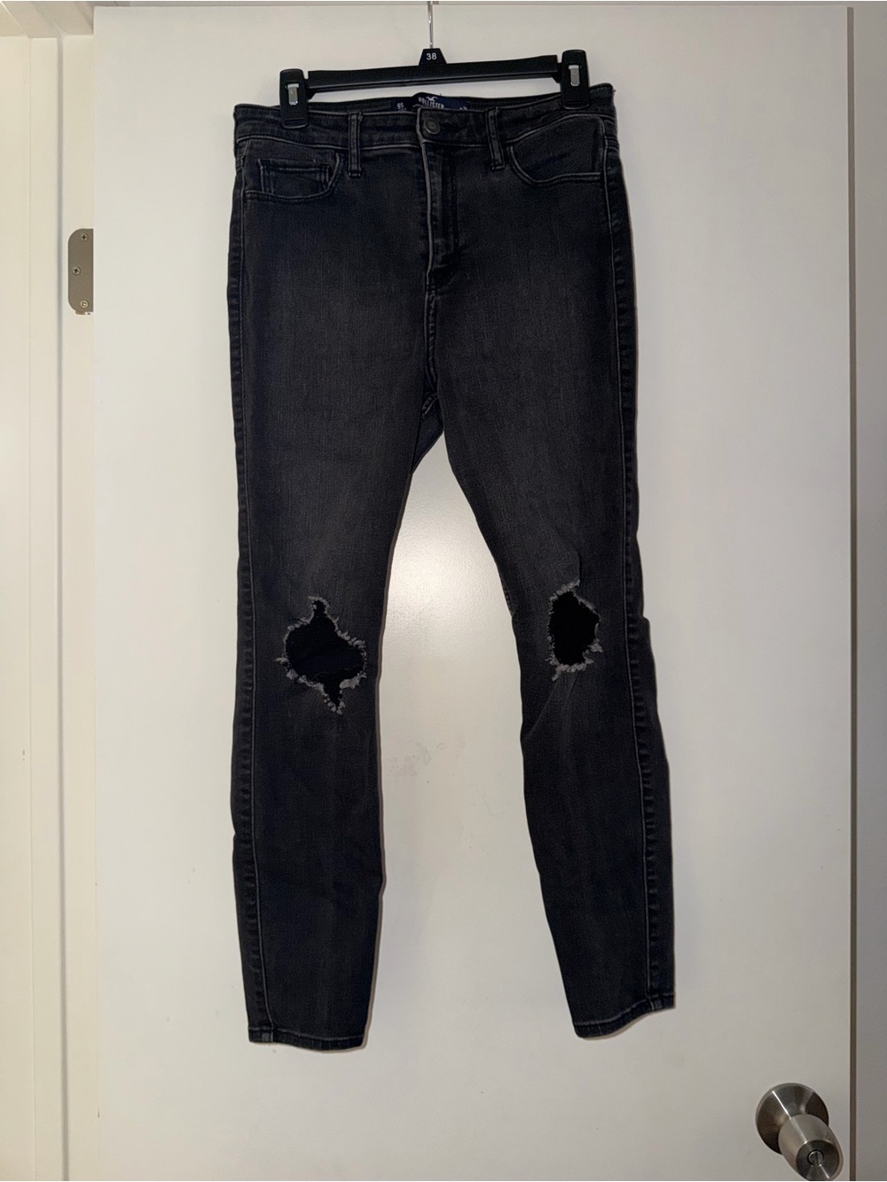 Hollister Ultra High-Rise Super Skinny womens jeans Size 9 short